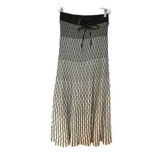 Lapis long knit skirt Small black and cream beautiful, tie at waist, lined